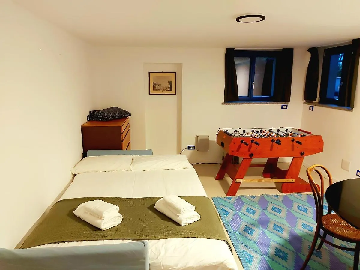 Villa With Private Pool And Garden Tradate