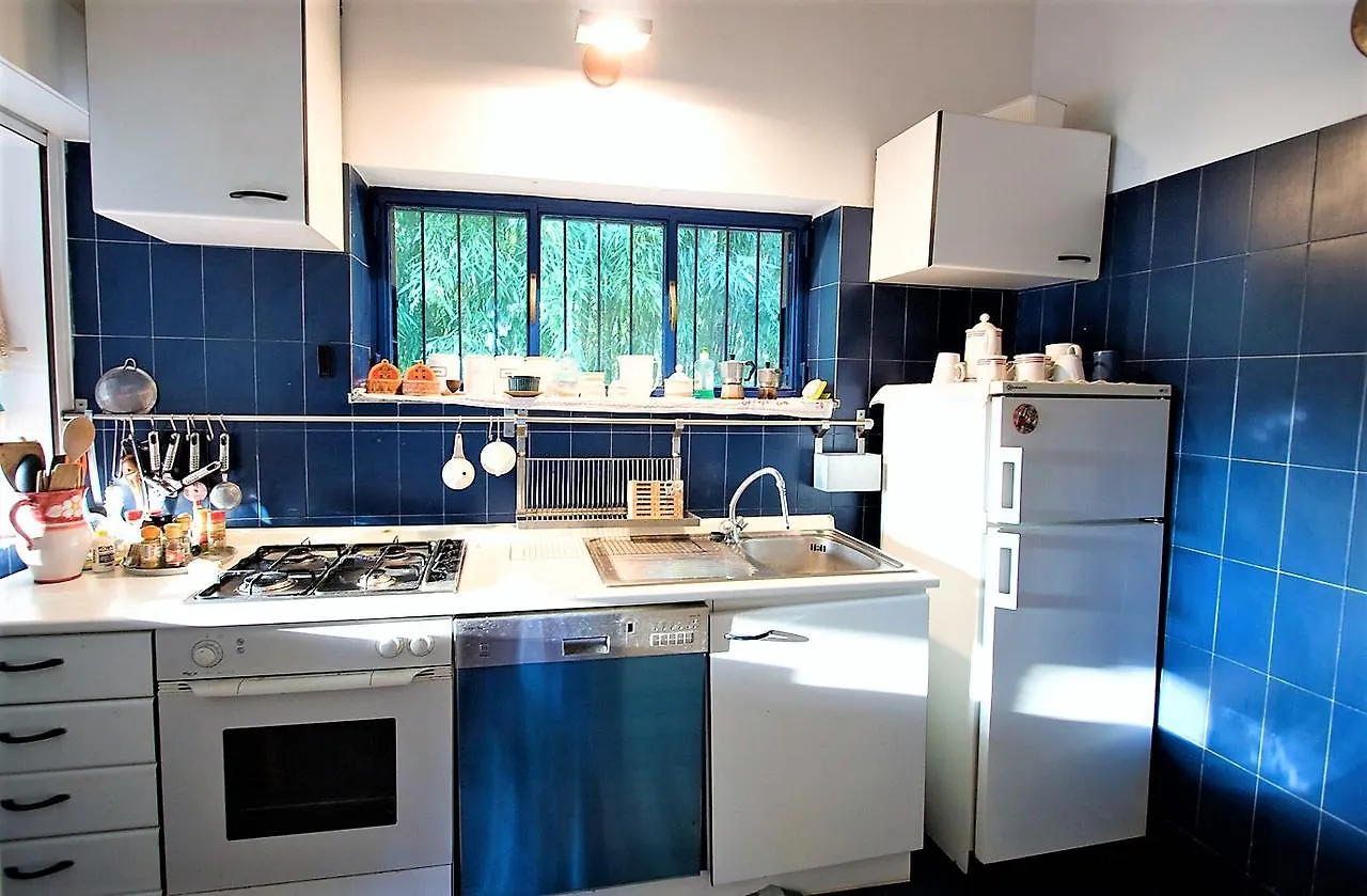 Villa With Private Pool And Garden Tradate 0*,